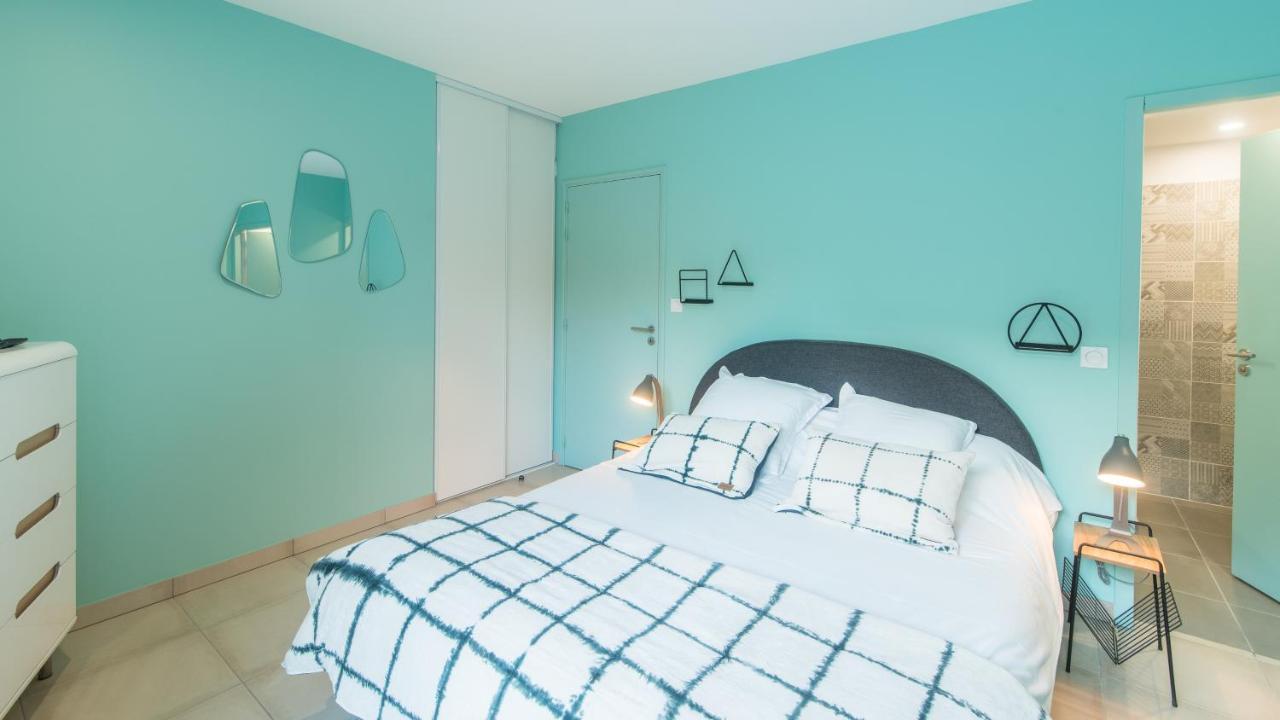 Ferienwohnung Cote Jardin Avec Jacuzzi Privatif Et Parking Prive Sarlat Exterior foto